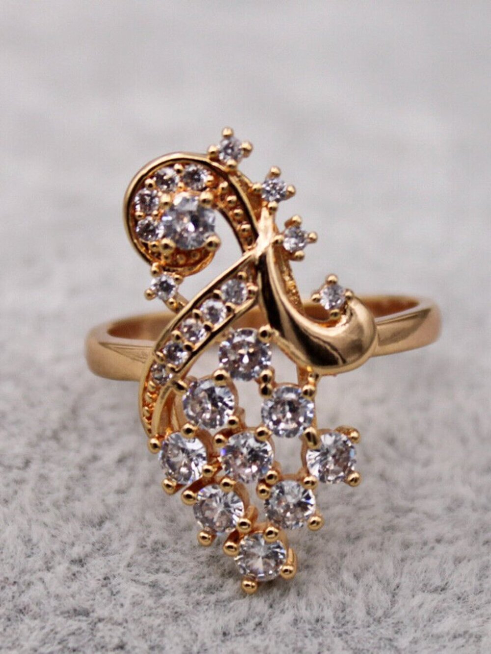 18K Yellow Gold Filled Flower Chandelier White Diamond Zircon Ring Gorgeous Gift - Picture 3 of 5